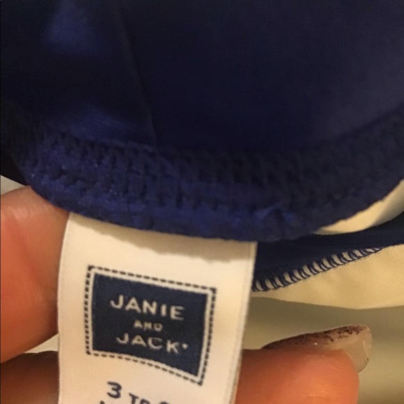 Carter’s 3/6 mo shorts blue with anchors & top 3/6 cute pattern nice out… - Picture 5 of 10